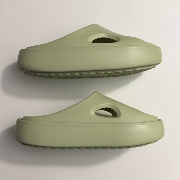 Sandals_&_Flip_Flops
